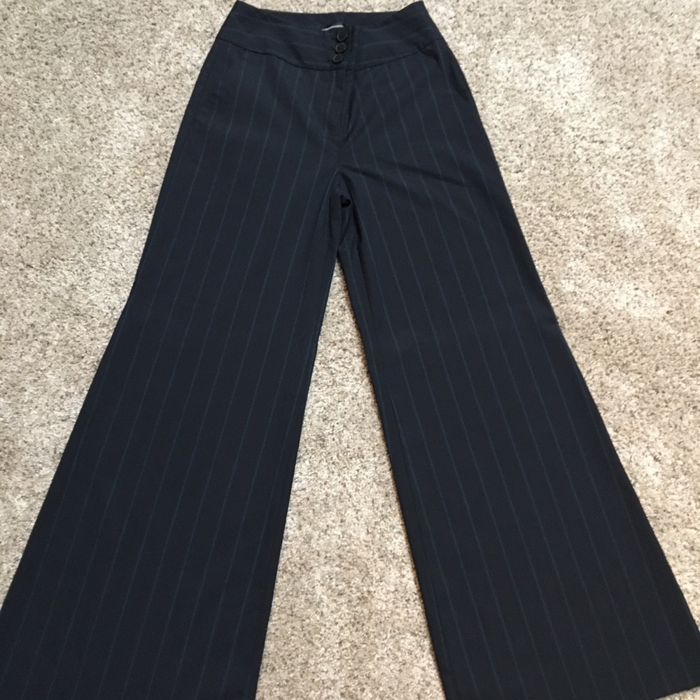 Express Designer dark navy pant with stripes